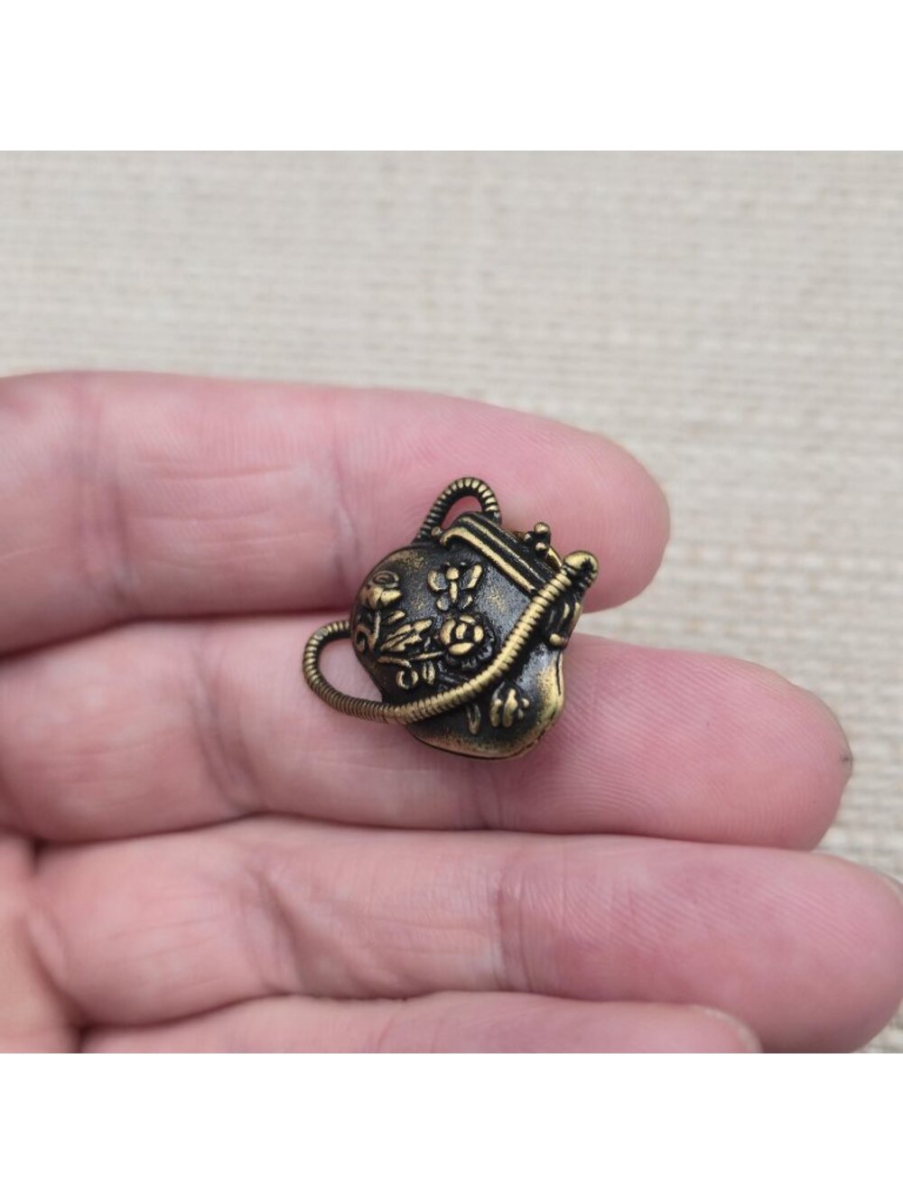 Vintage Brass Gold Tone Purse Handbag Floral Details Lapel Pin A8212 - Picture 3 of 6